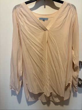 ANTONIO MELANI Pale Cream V-Neck Long Sleeve Blouse